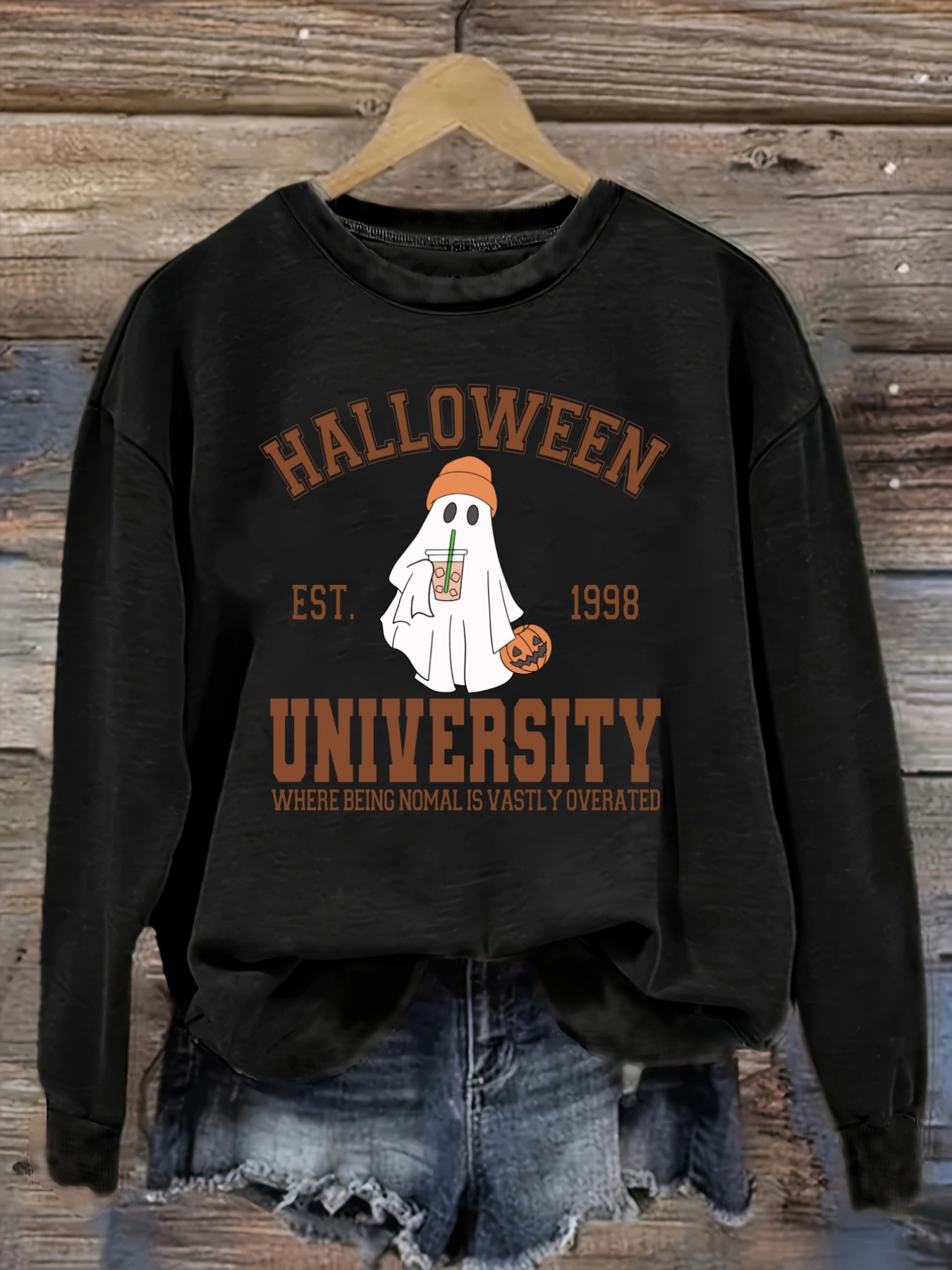 Winter Clothing Design - เสื้อยืดแขนยาวคอกลมลำลองสำหรับผู้หญิง ลายพิมพ์ผีมหาวิทยาลัยฮาโลวีน เสื้อผ้าผู้หญิงคอกลม ซักเครื่องได้ ยืดหยุ่นเล็กน้อย ทรงหลวม