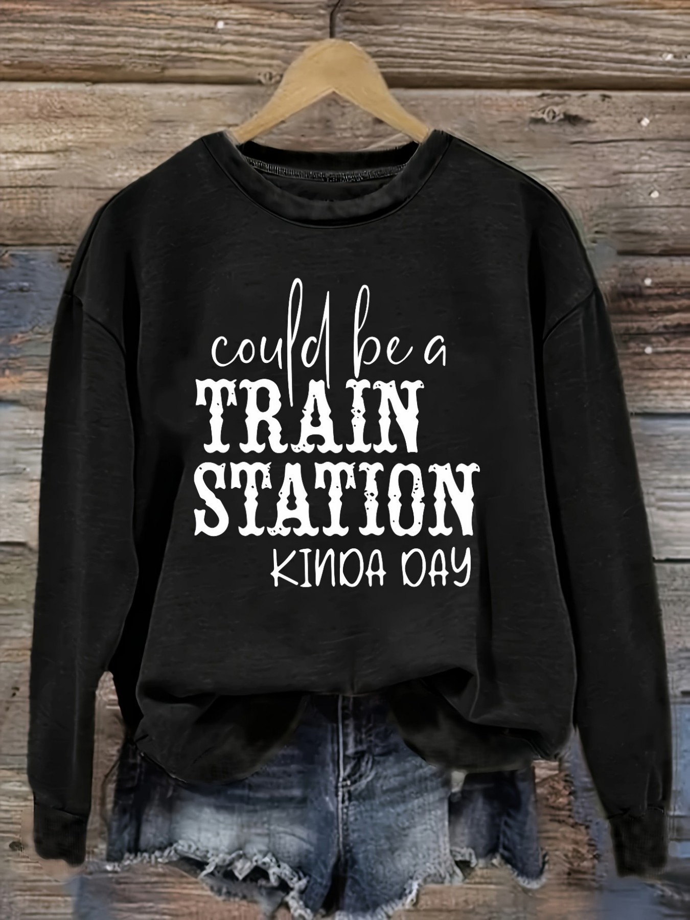 เสื้อยืดแขนยาวคอกลมสำหรับผู้หญ - Winter Clothing Design บทวิจารณ์และราคา
