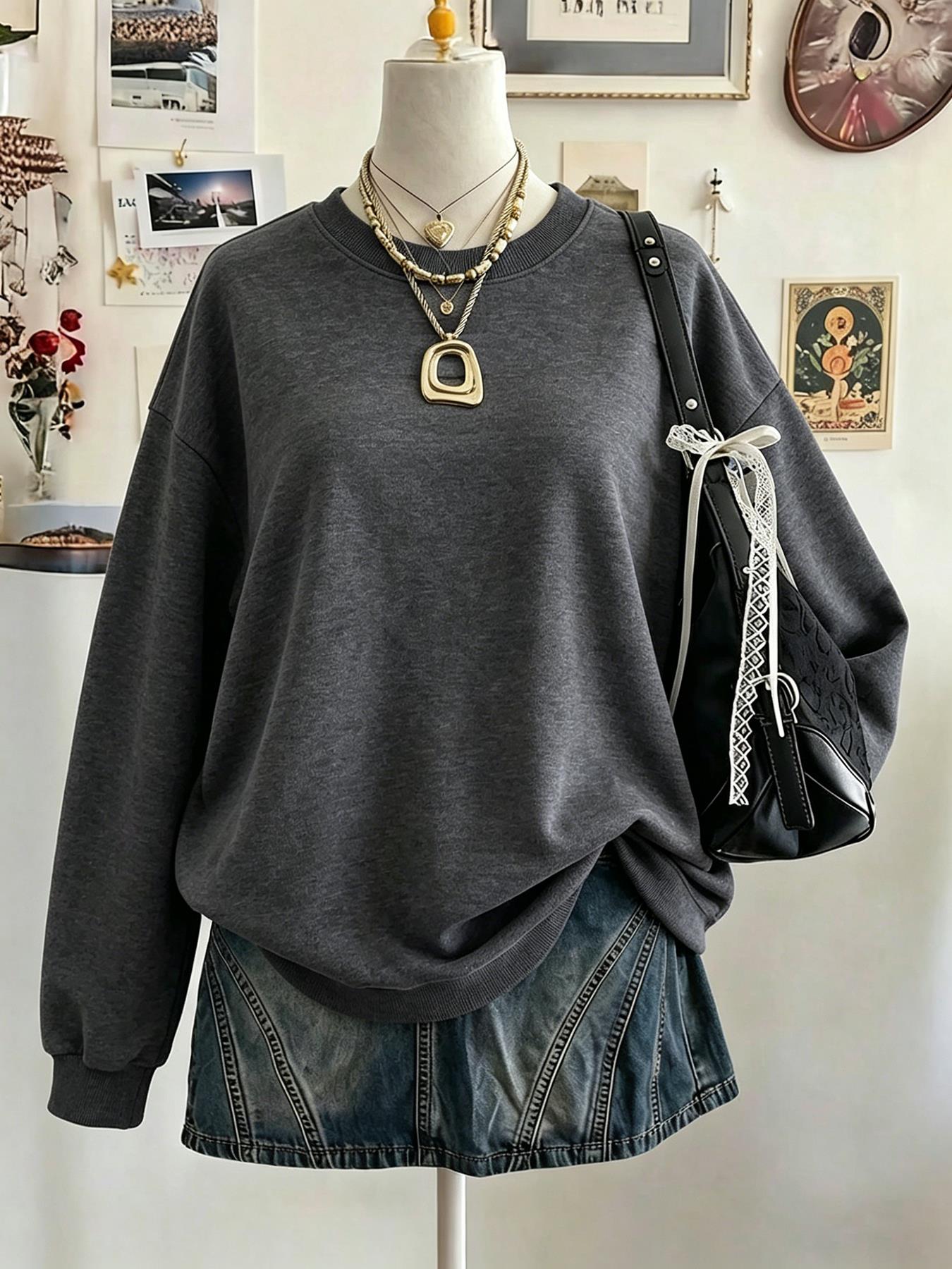 เสื้อสเวตเชิ้ตสีดำคอกลมลำลองสำ - Winter Clothing On Sale Women'S บทวิจารณ์และราคา